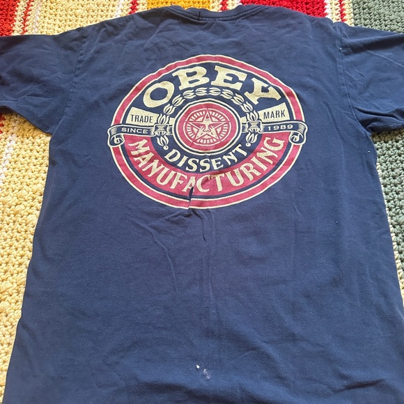 Obey dark blue shirt - Picture 3 of 4